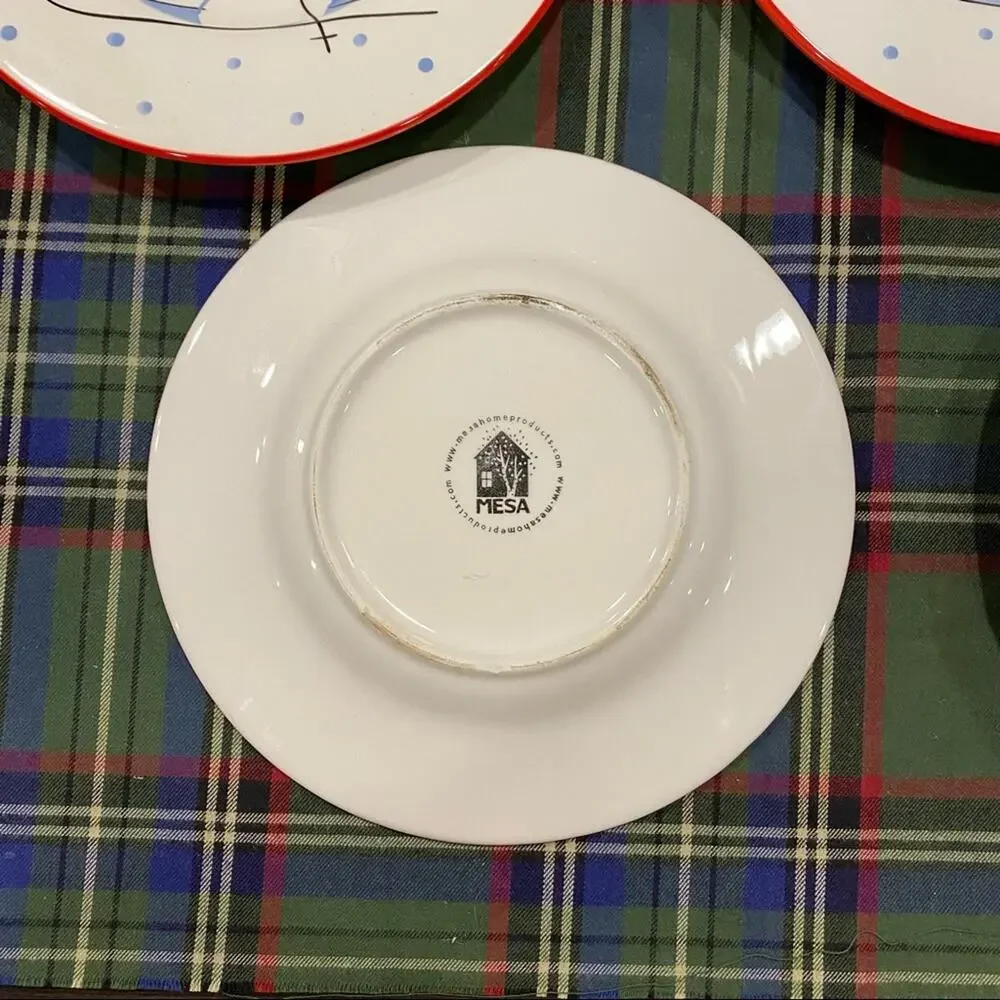 MESA Skiing Polar Bears Cute Seasonal 8-1/4” Lunch Plates, Set of 4‎ NICE!